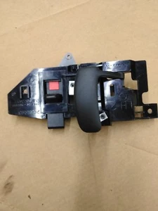   2013-2014 Express & Savana LH Inside Door Handle OEM# 20885513 15277631  - Picture 1 of 2