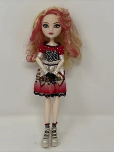 Ever After High Apfel weißer Hut Tastic Party Puppe Kleid Socken Schuhe M12 - Bild 1 von 4