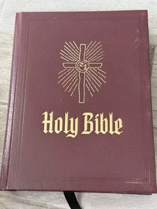 🌟 Holy Bible The Heirloom Family Bible King James Version Large Bible 1988 - Picture 1 of 9