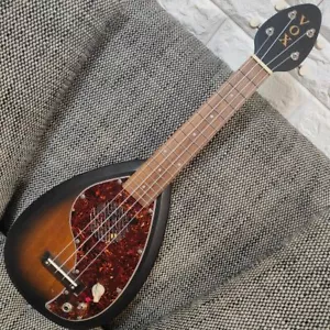 (Used) VOX Electric Ukulele ELEUKU Built-in Speaker VEU-33C from Japan - Picture 1 of 14