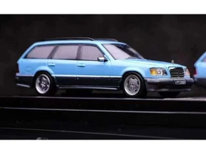 MB Mercedes Benz S 124 AMG - azzurro perla - Mortale 1:64 - Foto 1 di 6