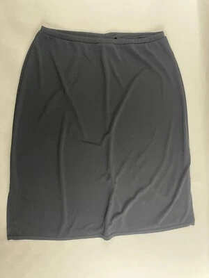 Saia Kathie Lee Collection Feminina Tamanho G Preta Comprimento do Joelho Corte Reto Lápis - Imagem 1 de 4