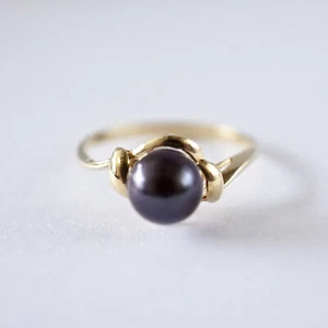 6mm Black Pearl Ring 14k Gold, Black Pearl Solitaire Ring, Asymmetrical Black - Picture 1 of 7