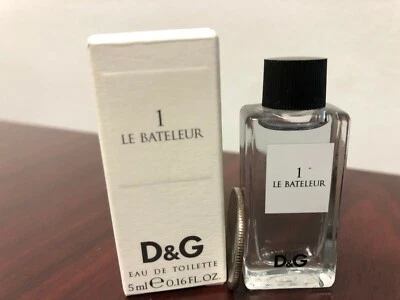 D & G 1 LE BATELEUR por DOLCE & GABBANA 0,16 FL oz / 5 ML EDT Miniatura Vertido Foto 1 de 3