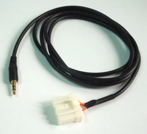 Cable auxiliar adaptador de audio para automóvil para Mazda 2 3 5 6 CX-7 CX-9 RX-8 MX-5 2006+ 3,5 mm - Imagen 1 de 4