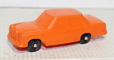 Mercedes Benz 250SE sedán vintage Galanite Suecia años 60 goma naranja Foto 1 de 4