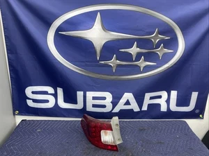 2008-2014 Subaru WRX STI Hatch Driver Rear Left Outer Tail brake Light OEM - Foto 1 di 16