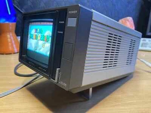 π RARE SONY TRINITRON PVM 5'' inch CRT MONITOR SNES COMMODORE SEGA AMIGA ππ» - Picture 1 of 23