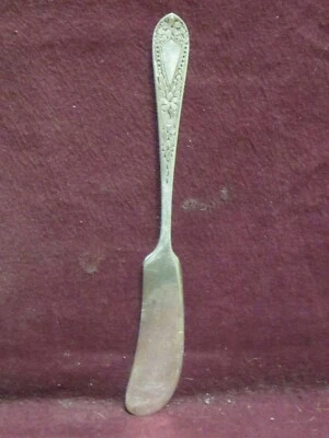 Esparcidor de mantequilla grabado Sterling Stieff BETSY PATTERSON 6" sin monograma Foto 1 de 4