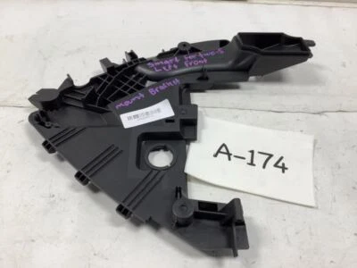 Smart Fortwo 2008 cubierta delantera izquierda soporte de montaje de plástico OEM+ Foto 1 de 4