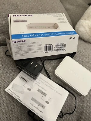 NETGEAR FS205 5-Port Ethernet Switch white with box  - Image 1 of 4