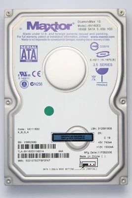 Maxtor DiamondMax 10 160Gb SATA 3.5in dESKTOP HDD Model 6V160E0 - Image 1 of 2
