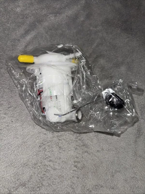 Conjunto de bomba de combustible para Honda 16700-KYJ-901 CBR300R CB300F CBR250R. Foto 1 de 3