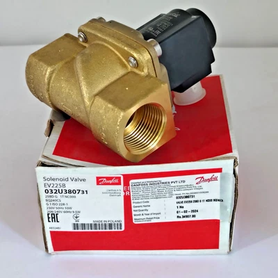 032U380731 Danfoss Solenoid valve, EV225B. - Image 1 of 4