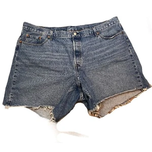 Levi’s 501 shorts LIGHTWASH RAW HEM 24W - Picture 1 of 9