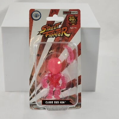 Figura de persecución de vinilo exclusiva de Street Fighter rojo claro Ken SDDC Loyal Subjects  Foto 1 de 4