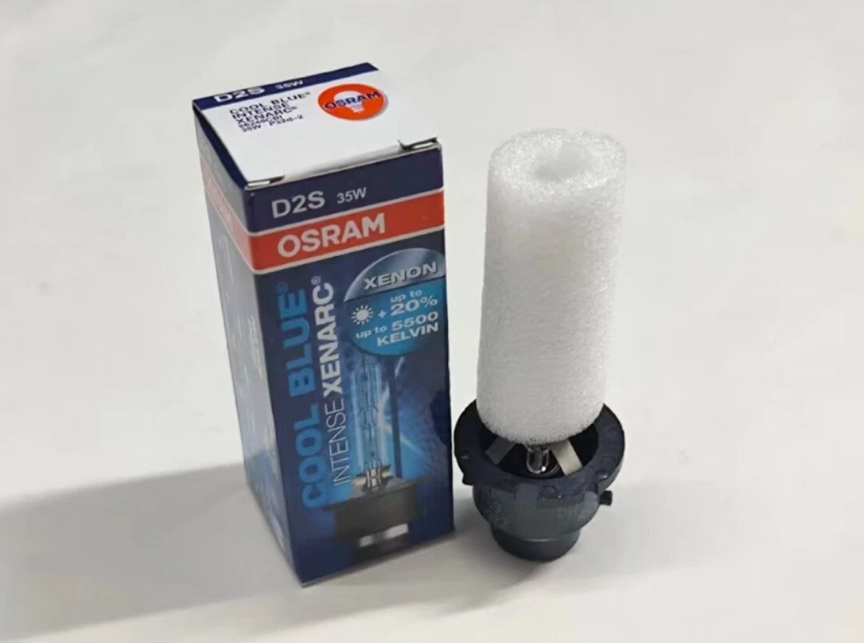 Osram Xenon D2S 35W 5500K BULB BMW X5 Z4 Z8 E46 E39 E38 E60 E61 E65 E66 E64 E63 - Image 1 of 3