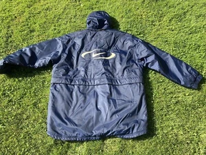 NIKE CAPPOTTO BIG SWOOSH VINTAGE TAGLIA XL MARCHIO CON CAPPUCCIO VEDI DESCRIZIONE ANCORA IN OTTIME CONDIZIONI - Foto 1 di 12