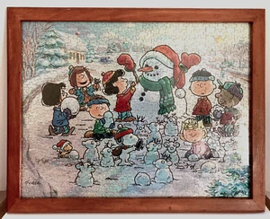 RARE CHARLIE BROWN CHRISTMAS PUZZLE Framed under Glass Completed 26" X 20.5" - Picture 1 of 12