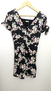 Abercrombie & Fitch dunkel Blumen Babydoll Coquette Minikleid Taschen gesmokt XSP - Bild 1 von 20