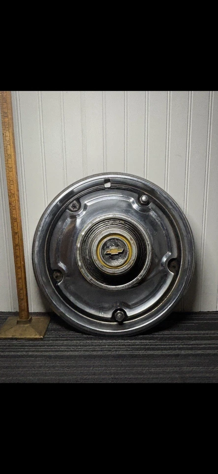 Cubierta de rueda tapacubos de carrocería cuadrada para camioneta Chevy 1967-1976 OEM  Foto 1 de 1