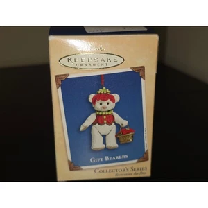 2002 Gift Bearers #4 Hallmark Keepsake Christmas Ornament - Picture 1 of 3