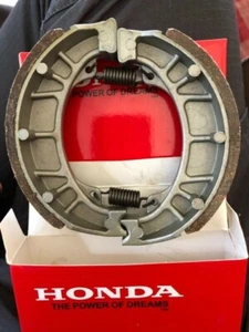 Honda Japan Brake Shoes For Front/Rear EX5 GBO C70 WAVE Fast Ship - Picture 1 of 2