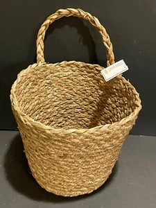 Wall Hanging Basket Farmhouse Home Woven Seagrass Basket Flower 10.5” high - Picture 1 of 7