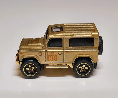 Land Rover Defender 90 2023 Hot Wheels FAO negro dorado - envío gratuito Foto 1 de 4