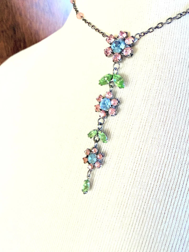 Collar Floral Forma Y Vintage Bohemio Floral Hoja Dijes Cristales Estrás Foto 1 de 4