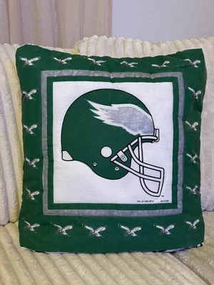 RARO! Colcha vintage NFL Eagles (colcha que se dobra em um travesseiro) Nova! - Imagem 1 de 3