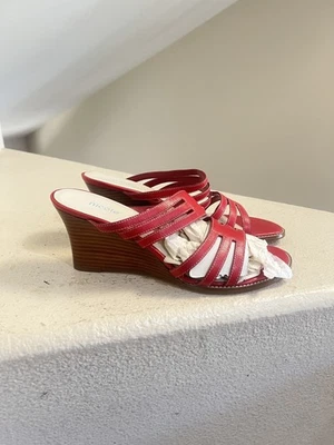 Sandalias de cuña Nicole de cuero rojas para mujer talla 9 nuevas sin caja verano boda comodidad Foto 1 de 4