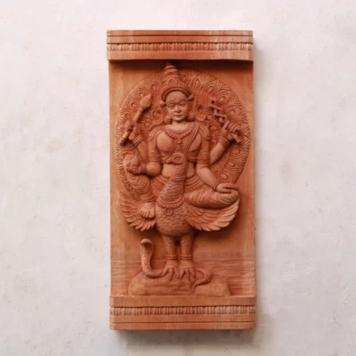 Muruga 雕像木制壁挂板印度教神 Kartikya 寺庙雕刻装饰 — 第 1/4 张图片