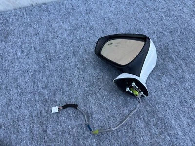 ESPELHO ESQUERDO DA PORTA DO MOTORISTA PONTO CEGO COMPLETO LEXUS RC350 (2015-2018) FABRICANTE DE EQUIPAMENTO ORIGINAL - Imagem 1 de 4