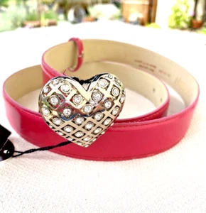 Clara Perri ladies leather belt - pink patent leather with feature heart buckle - Picture 1 of 13