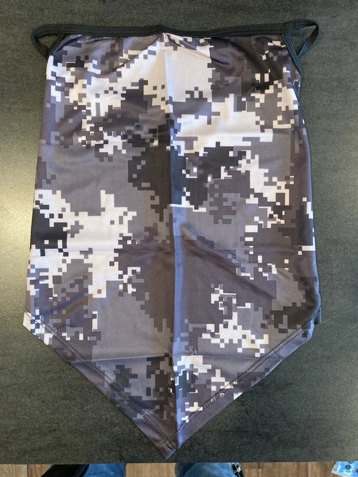 4 Mascarillas Polainas Gris Negro Blanco Camuflaje Digital Cuello Bufanda Bandana Foto 1 de 1