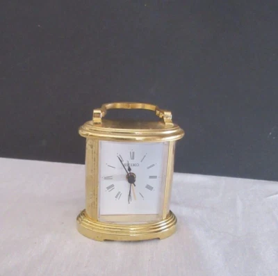 Seiko Peyton Carriage Quartz Gold Tone Metal Case Alarm Clock QHE109GLH - Image 1 of 4