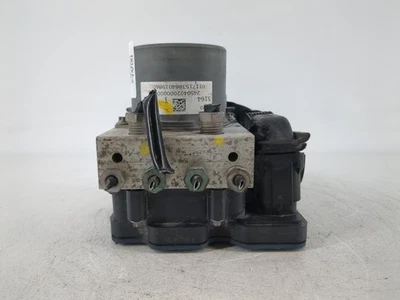 Módulo de control de bomba ABS Chevrolet Malibu 2017-2017 WR8C4 Foto 1 de 4