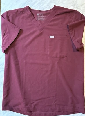 Blusa Médica Figs Leon 3 Bolsillos Para Hombre, Arándano Oscuro, Talla Grande Foto 1 de 4