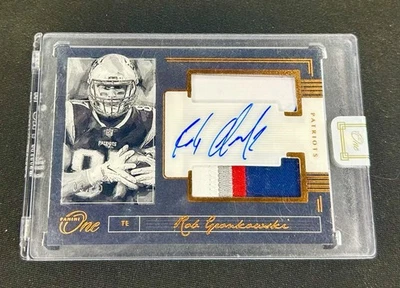 2018 Rob Gronkowski Panini One Bronze Patch Jersey Auto /25 SEALED #165 Copper - Image 1 of 2