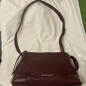 Michael Kors Signature Schultertasche Damen Burgund Logo Crosby - Bild 1 von 8