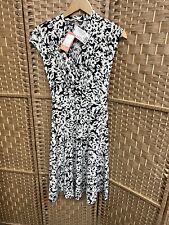 H&M Black And White Knee Length Short Sleeve Floral Dress Size XS Bnwt 