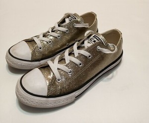 gold sparkly converse