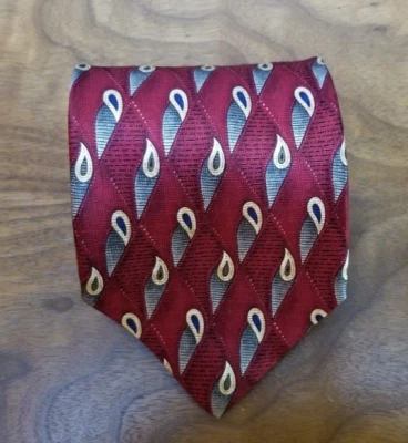 Umo Lorenzo Italy Mens Tie Red multi-color Geometric Tie with paisley EXCELLENT! - Image 1 of 4