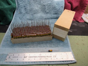 10 Stück NOS Allen Bradley 240k Ohm 2 Watt 2W 5% Carbon Comp Widerstand - Bild 1 von 4