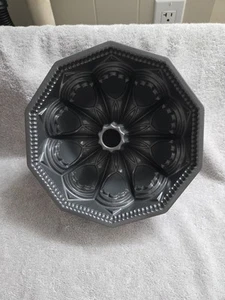 Nordic Ware abovedada cúpula Bundt sartén 9 tazas 2,13 litros antiadherente aluminio fundido ¡EXCELENTE ESTADO USADO! - Imagen 1 de 7