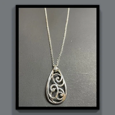 Collar colgante Brighton Rock N Scroll nuevo con etiquetas Foto 1 de 4