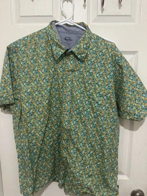 Cutter & Buck Men's Button down Shirt Floral tropical Short Sleeve Large - Image 1 of 4