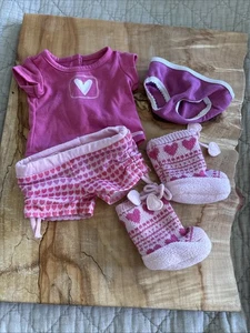 Pijama American Girl Sweetheart con Top, Pantalones Cortos y Botas Zapatilla - Excelente - Imagen 1 de 8