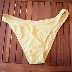 Xhilaration women's bikini bottom sz XL high leg scoop waist ribbed yellow nwt - Picture 1 of 6